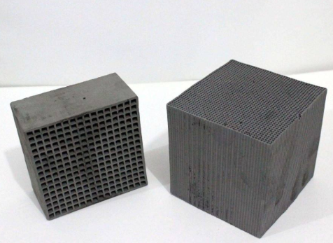 多孔材料使用低溫等離子清洗機表面改性有何效果？-普樂斯